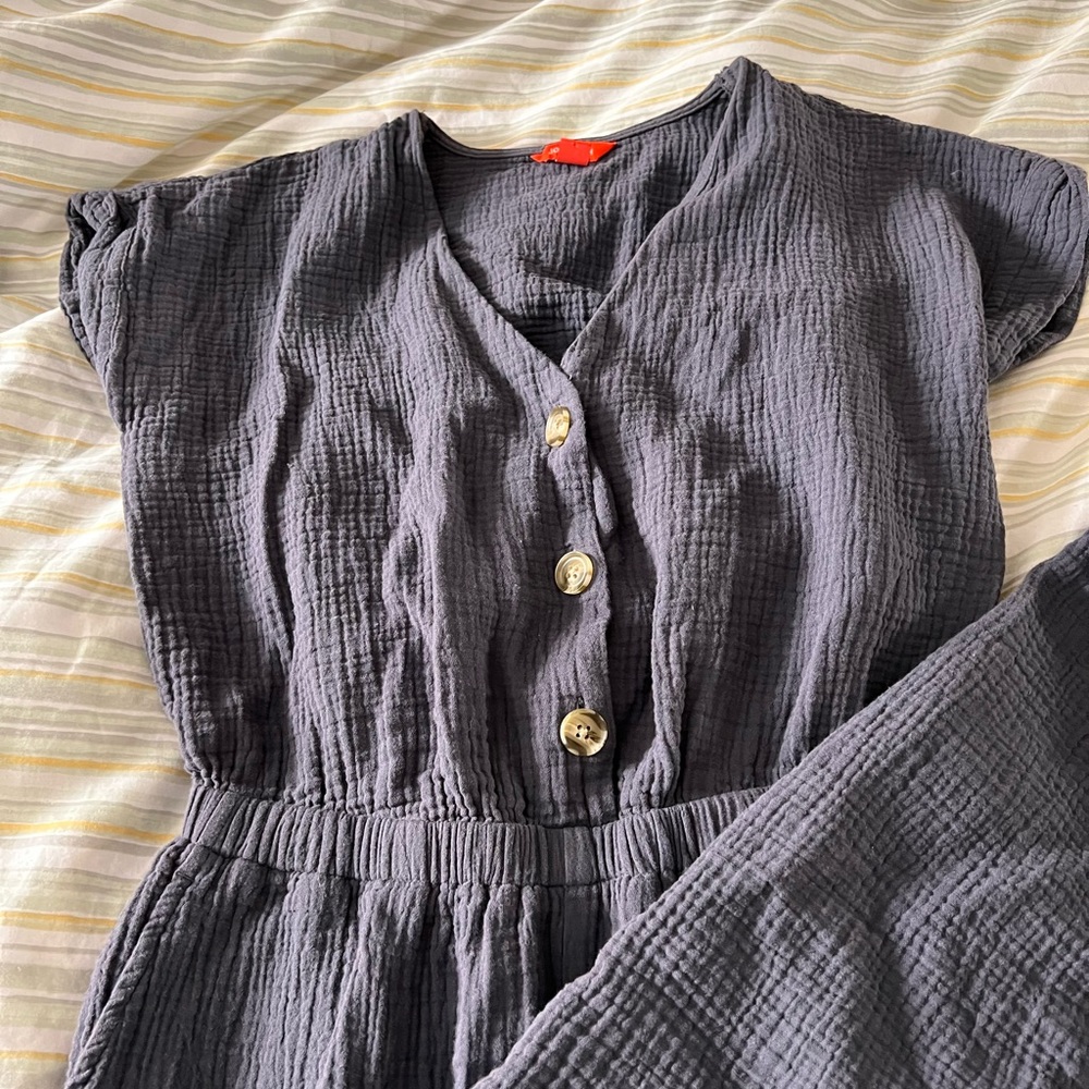 Textured button jumpsuit - Picture 2 of 2